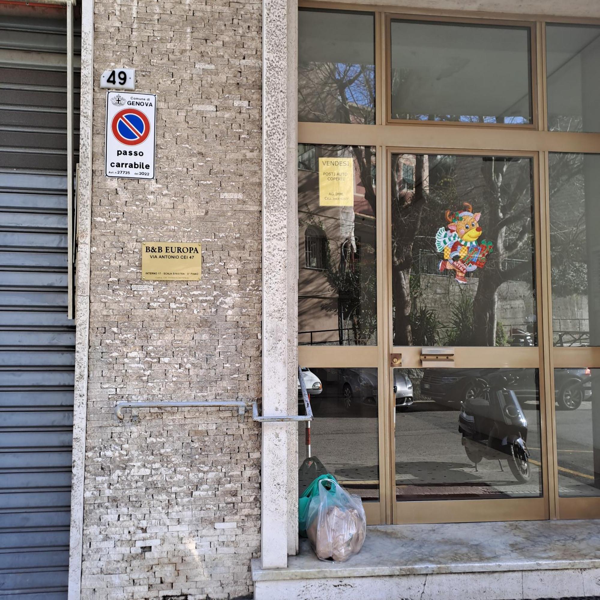 B&Beuropa Genoa Bagian luar foto